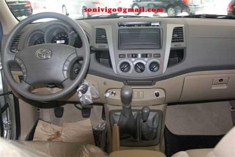 panel of LHD Toyota Hilux Vigo 2009