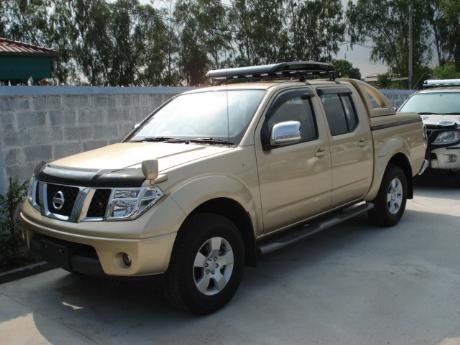 Images (Pics) of new and used Double Cab Nissan Navara from Thailand's and Dubai's top new and used Nissan Navara Single, Extra and Double Cab dealer and exporter Soni Motors