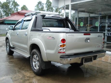 new Toyota Hilux Vigo Double Cab at Thailand's top Toyota Hilux Vigo dealer Soni Motors Thailand