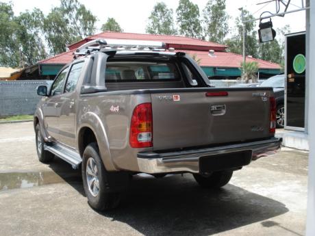 new Toyota Hilux Vigo Double Cab at Thailand's top Toyota Hilux Vigo dealer Soni Motors Thailand