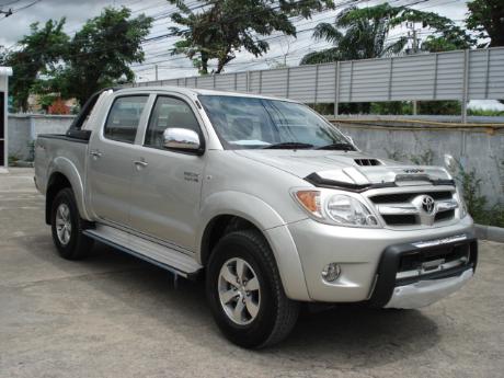 new Toyota Hilux Vigo Double Cab at Thailand's top Toyota Hilux Vigo dealer Soni Motors Thailand