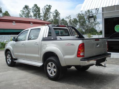 new Toyota Hilux Vigo Double Cab at Thailand's top Toyota Hilux Vigo dealer Soni Motors Thailand