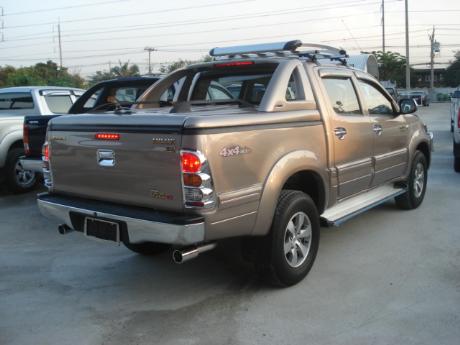 new Toyota Hilux Vigo Double Cab at Thailand's top Toyota Hilux Vigo dealer Soni Motors Thailand