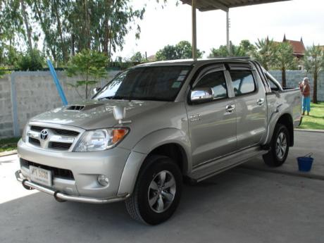 used Toyota Hilux VigoDouble Cab 4x4 G at Thailand's top Toyota new and used Hilux Vigo dealer Soni Motors Thailand