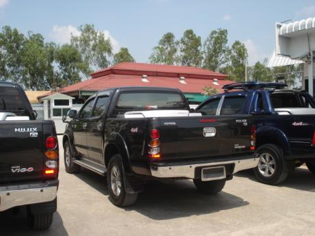 used Toyota Hilux VigoDouble Cab 4x4 G at Thailand's top Toyota new and used Hilux Vigo dealer Soni Motors Thailand